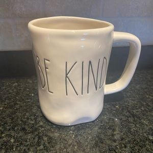Rae Dunn Be Kind Mug